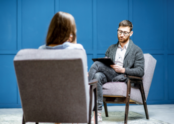 Advogados, cuide da sua saúde mental: dicas essenciais para o bem-estar!