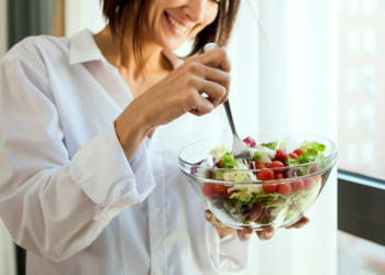 Alimentação e Saúde Mental: Como seus hábitos alimentares podem impactar seu bem-estar emocional - VivaBem