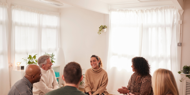 Inscreva-se gratuitamente no curso de saúde mental do SUS com a Fiocruz e escola técnica!